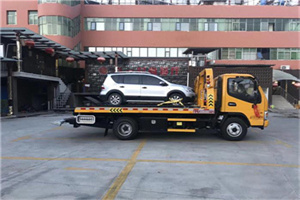 阿克塞汽车紧急补胎换胎救援